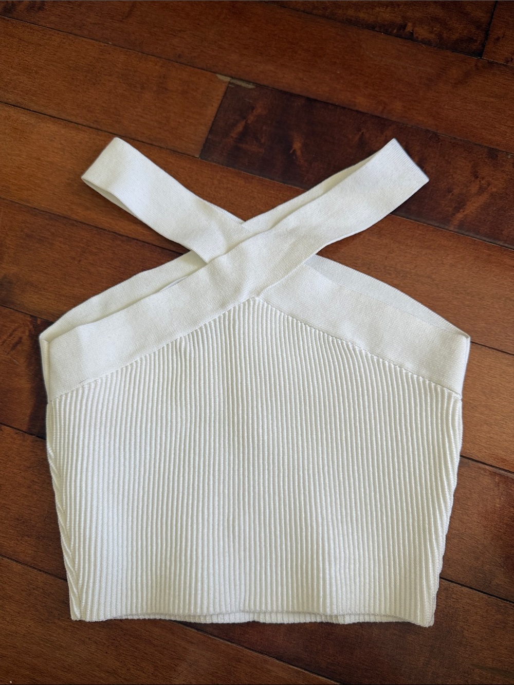 Aritzia Babaton white Cross-Strap Sculpt Knit Crop Top size S